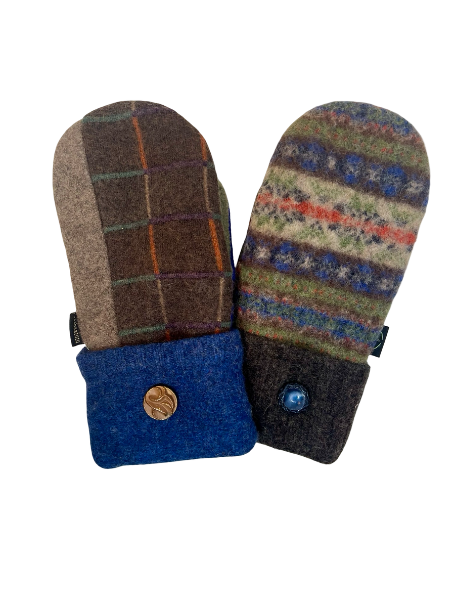 One of a Kind Sweater Mittens 601