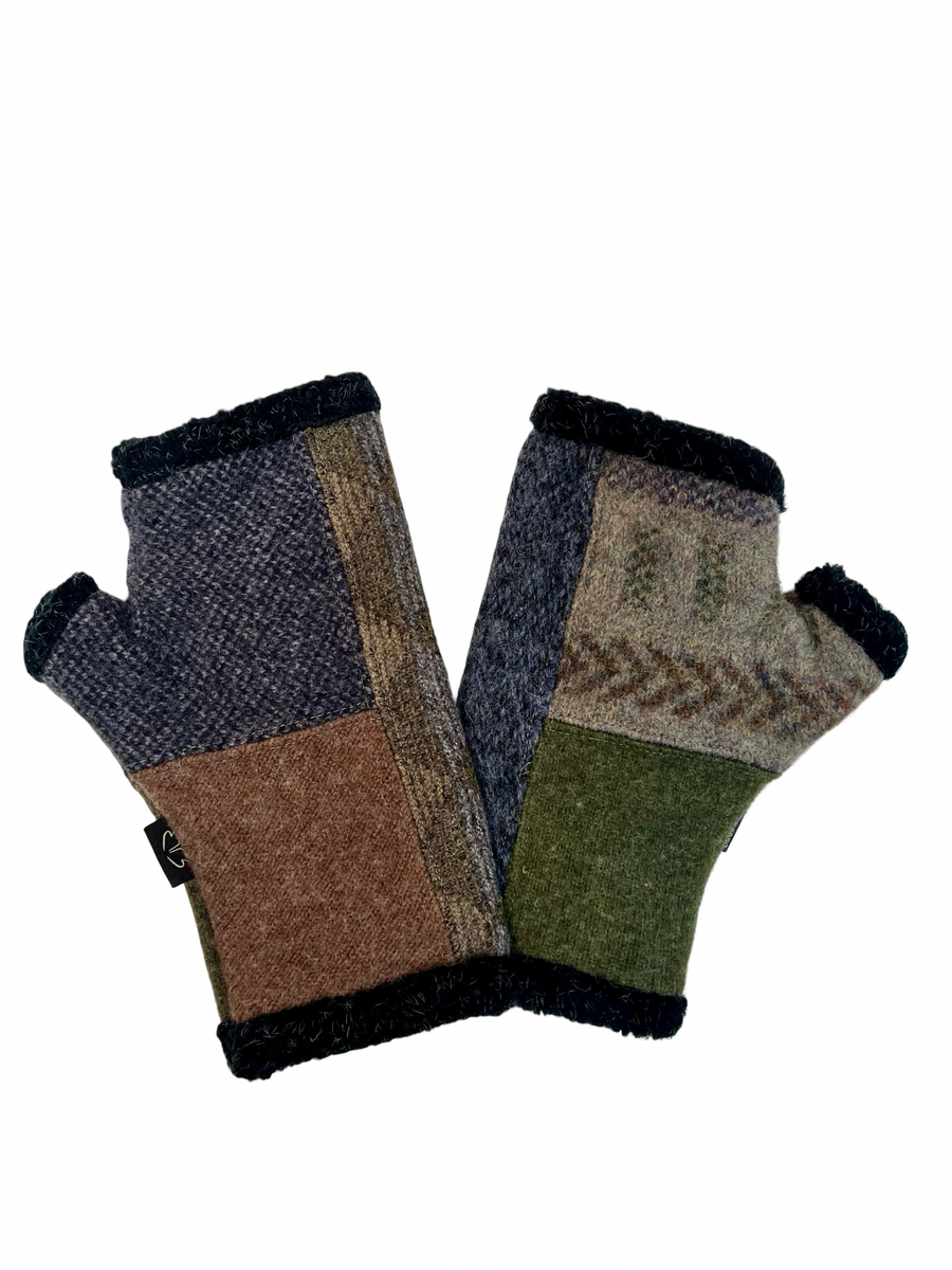 One of a Kind Arctic Fingerless Gloves 379