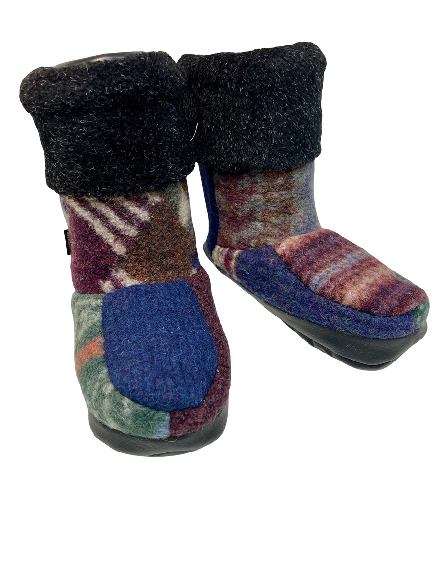 One of a kind Slippers/Size M 106