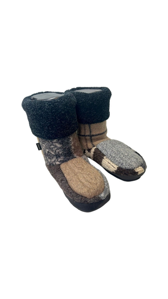 neutral wool slippers with fleece lining